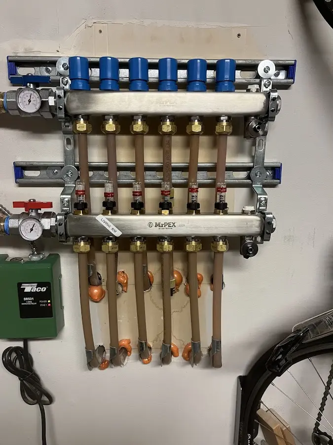 Plumber performing Leak Detection at a residential property in Corsicana